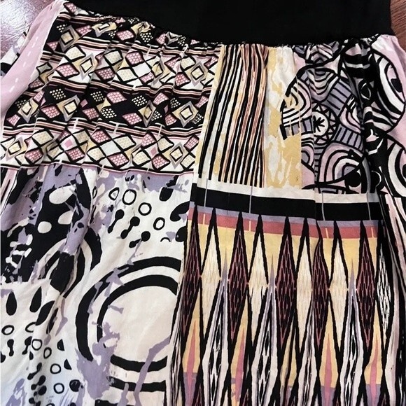 Black and abstract print racerback dress size small - Picture 5 of 7